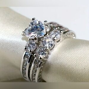 Gorgeous Ring Set with Cubic Zirconia & Heart Stainless Steel Size 9